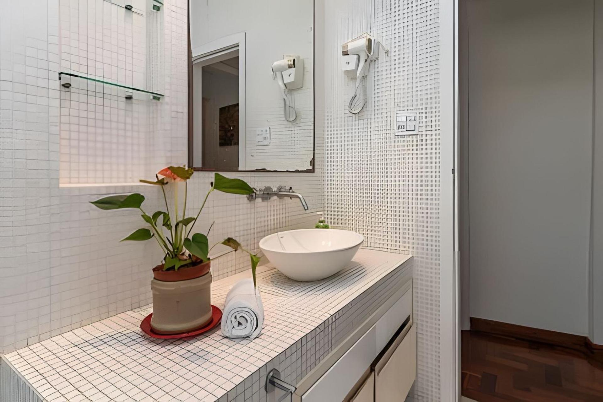 Silencioso Todo Climatizado Apartamento